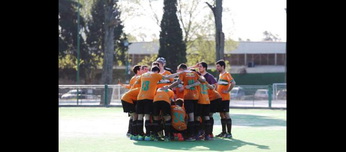 Banfield quedoacute a un paso del ascenso en hoacuteckey