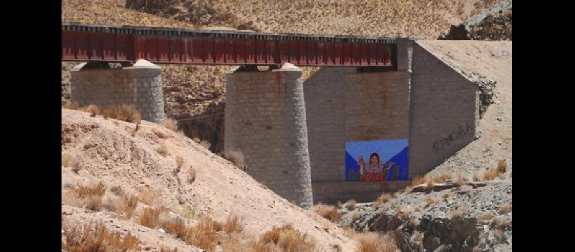Concientizan sobre el suicidio con un mural