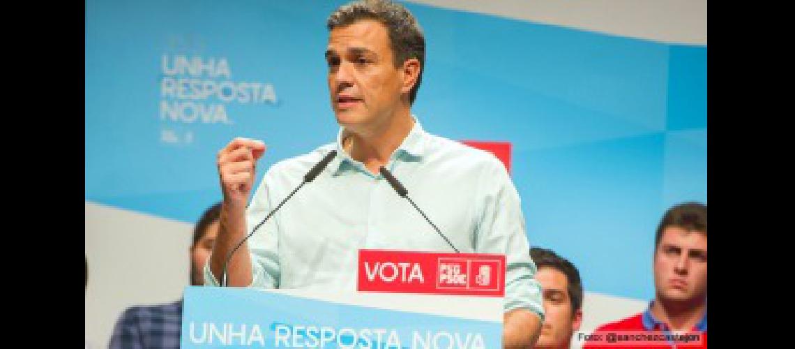 El PSOE se alineoacute con Madrid y reclamoacute una reforma constitucional
