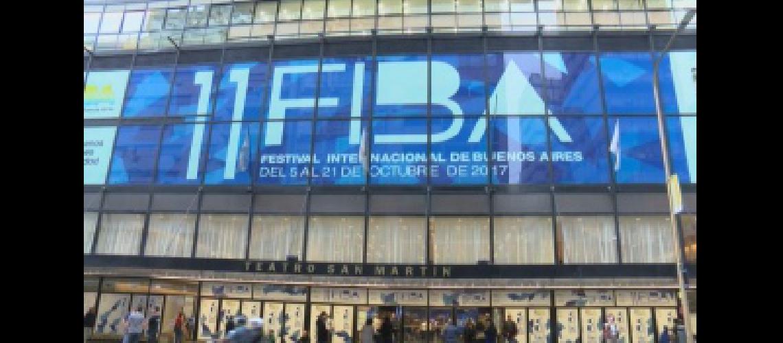 Elencos de varias provincias hacen funciones gratuitas en el FIBA