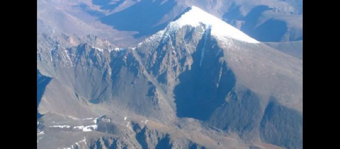 Al menos 12 montantildeistas muertos por una avalancha en una de las cumbres de Mongolia