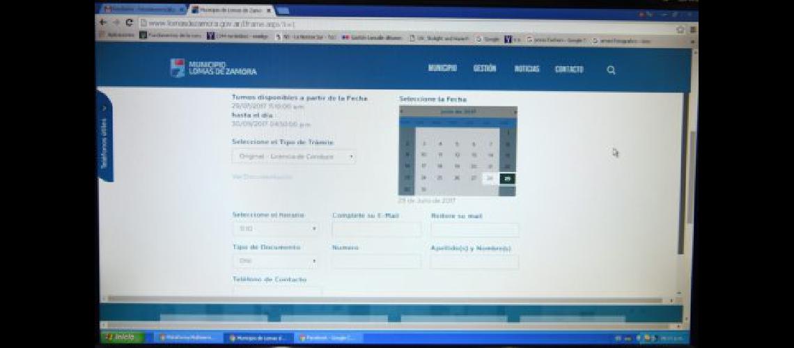 El 85-en-porciento- de los turnos para efectuar traacutemites se entregaron desde la web
