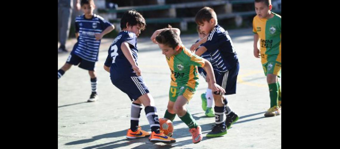 Muchos tiacutetulos se definen en la uacuteltima fecha de Liga ADIJ
