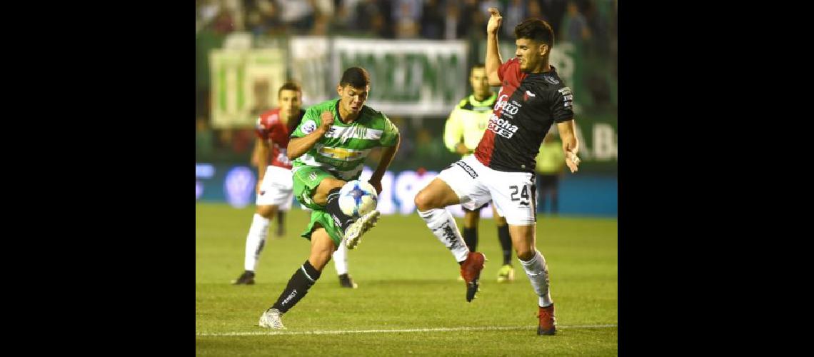 Banfield no pasoacute del empate ante Coloacuten e hilvanoacute un nuevo traspieacute