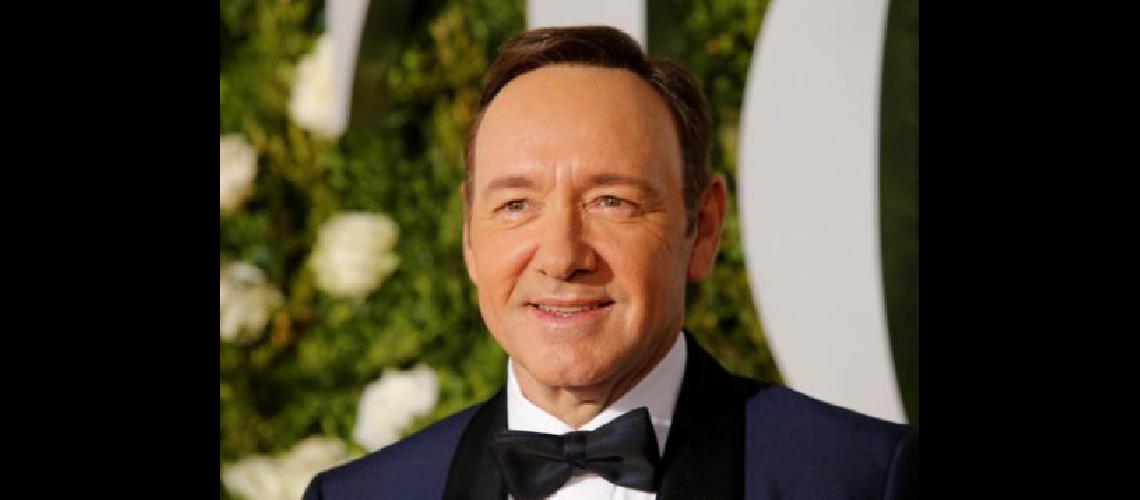 El actor y cineasta estadounidense Kevin Spacey se disculpoacute ante acusaciones de acoso sexual
