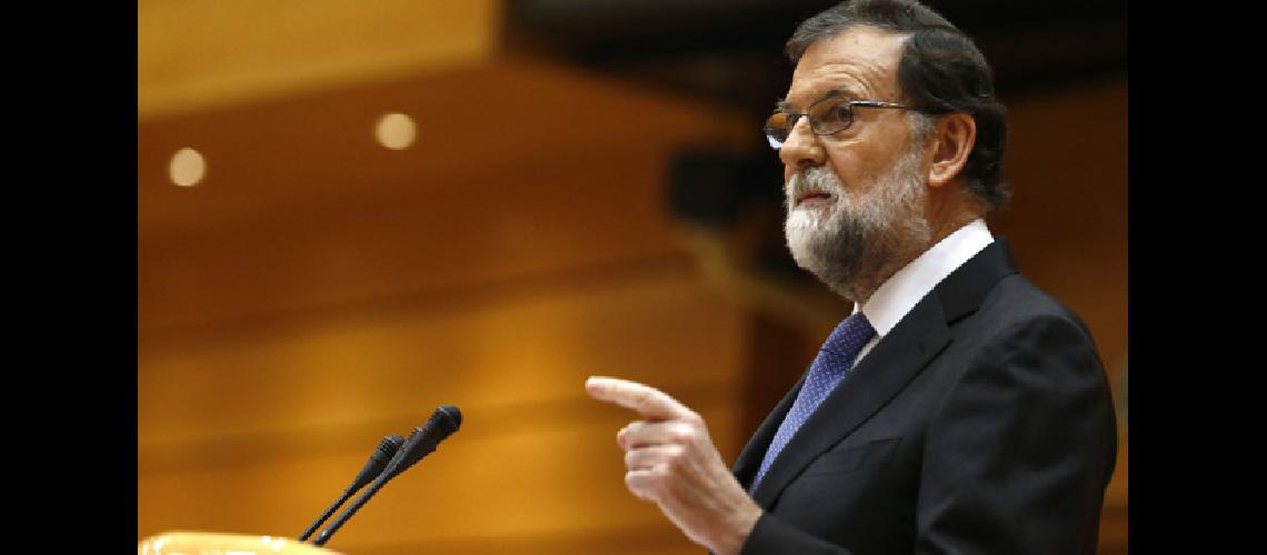 Rajoy sin resistencia en Cataluntildea en el diacutea clave para la toma de control de la regioacuten
