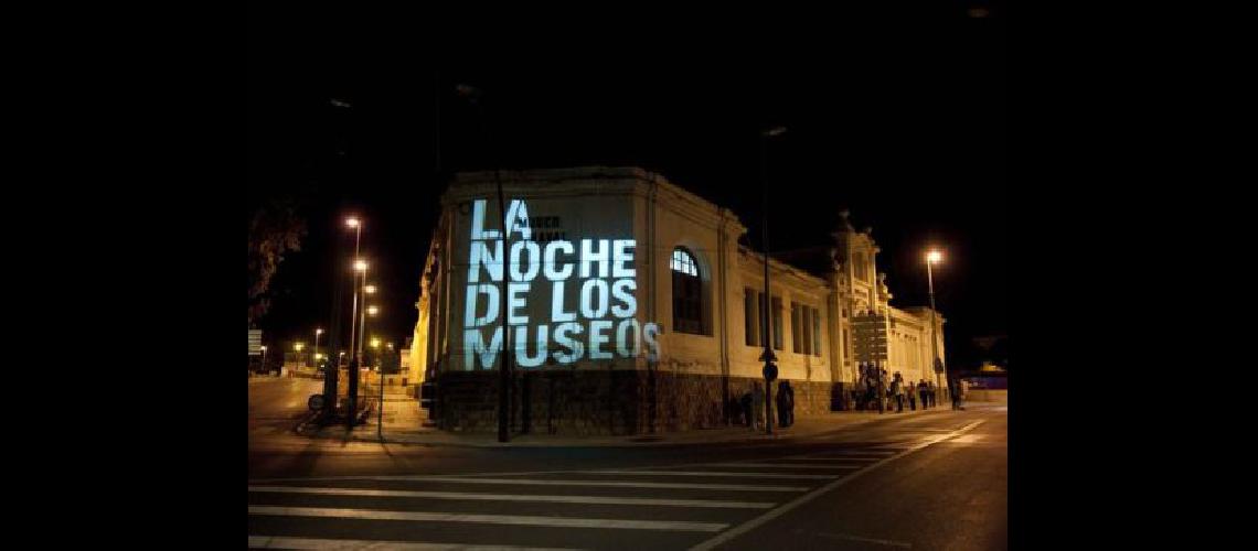 La biblioteca nacional presenta literatura periodismo y muacutesica en la noche de los museos