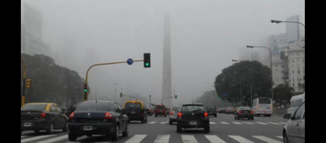 Jornada con cielo nublado lluvias y tormentas vientos del norte con raacutefagas y maacutexima de 21 grados