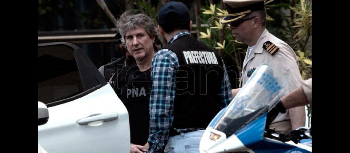 Boudou pasoacute su primer diacutea en la caacutercel en estado de shock