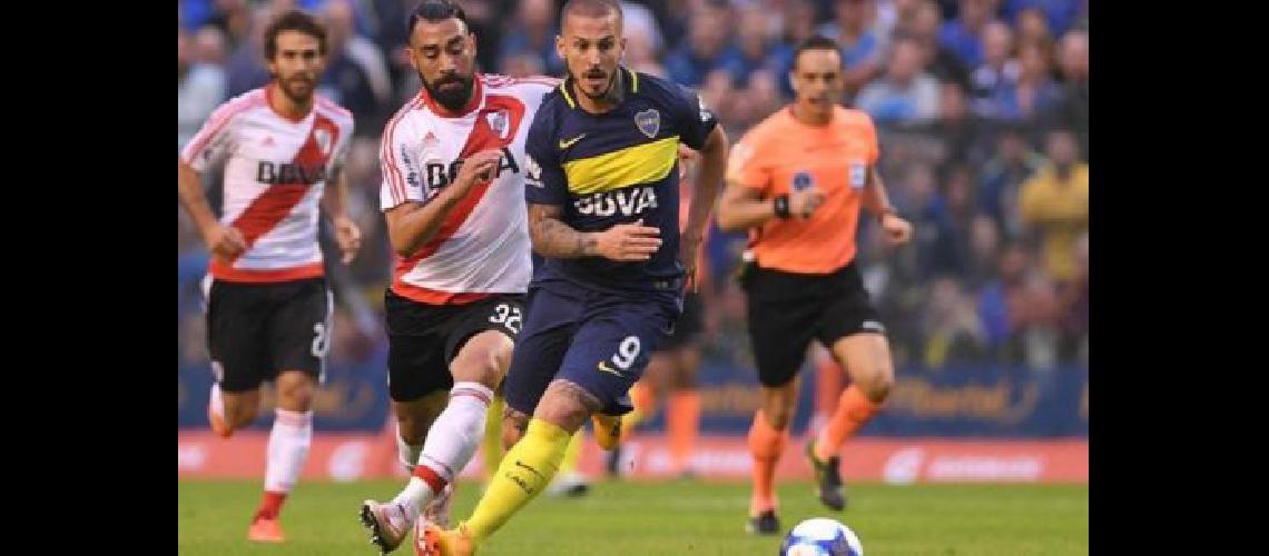 River busca cerrar heridas ante el liacuteder e invicto