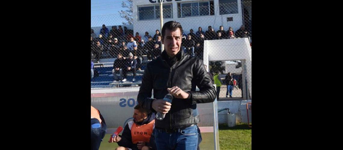 Gastoacuten Esmerado se hace cargo del suentildeo Gasolero