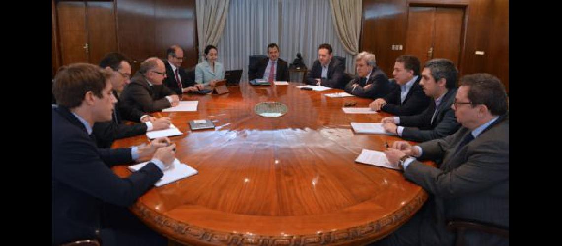 El FMI le pidioacute al Gobierno profundizar el ajuste fiscal