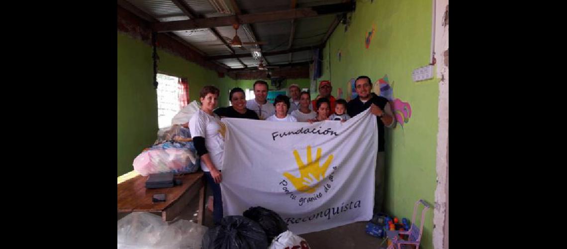 Piden cajas navidentildeas solidarias