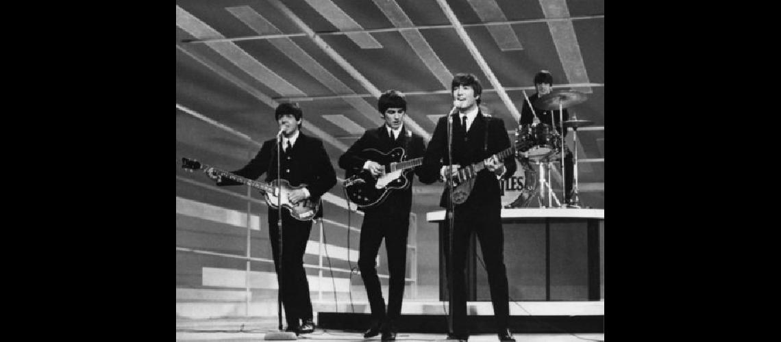 Filmaciones ineacuteditas de The Beatles en el rodaje de Help salen a subasta