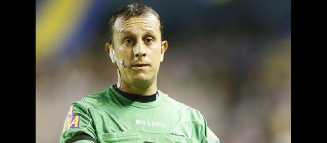 Dariacuteo Herrera dirigiraacute el claacutesico entre Boca y Racing