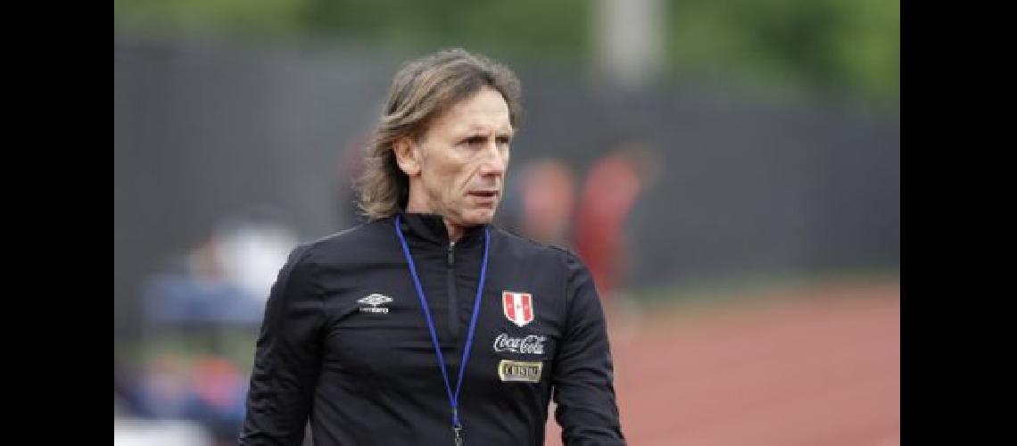 Gareca sentiacute una profunda emocioacuten al lograr la clasificacioacuten de Peruacute