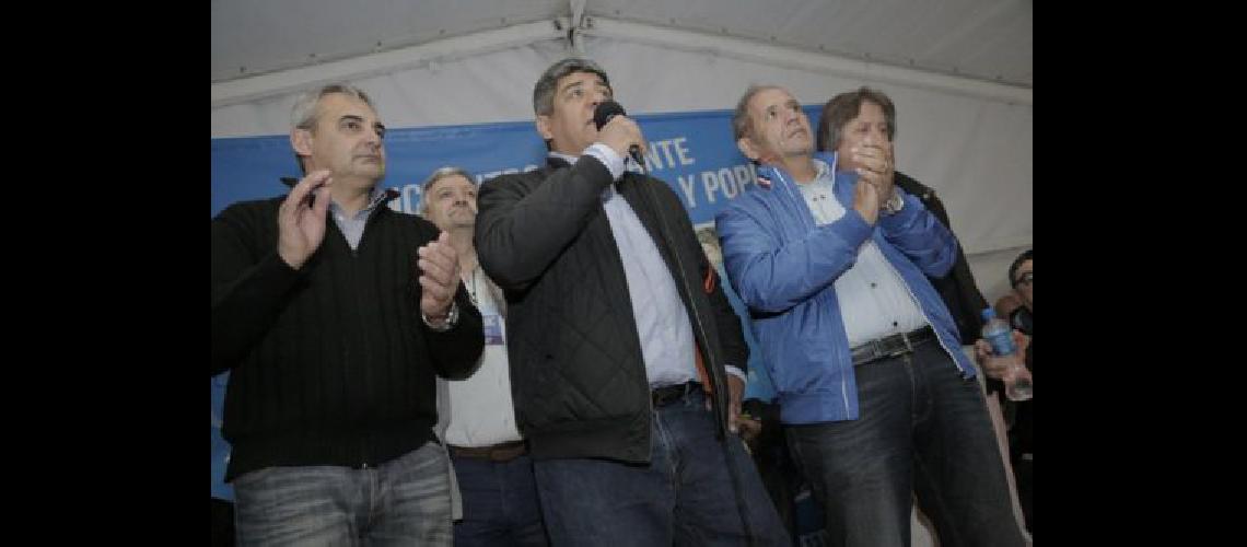 Los gremios se unen y lanzan una marcha ldquocontra el ajusterdquo
