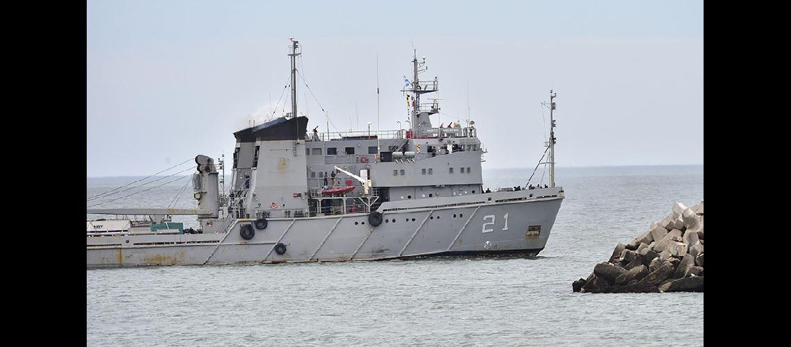 Zarpoacute el Puerto Argentino el segundo buque que sale de Comodoro Rivadavia en busca del submarino