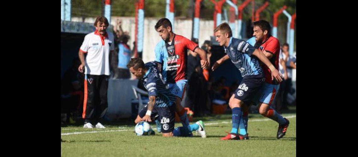 Brown quiere que sea un feliz domingo en Mardel