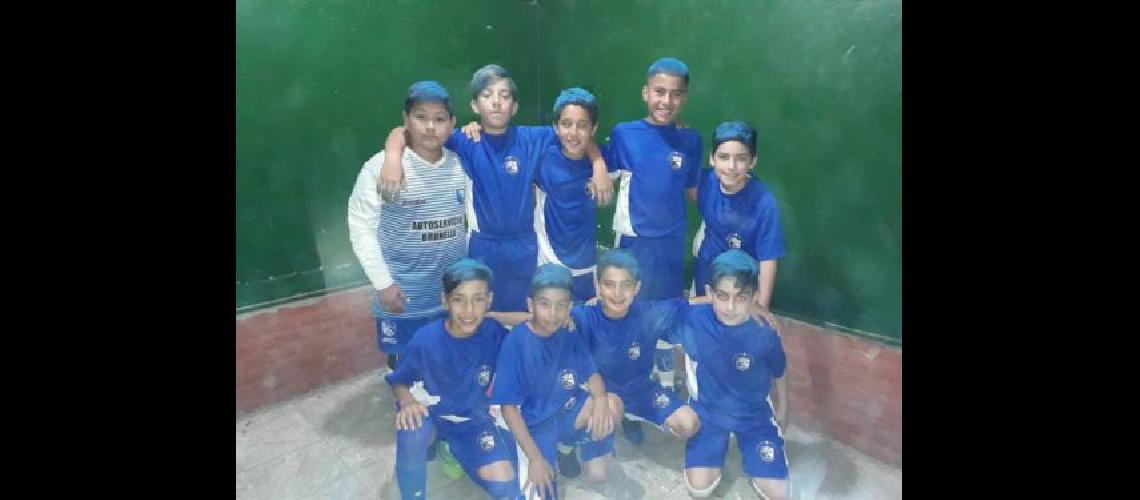 Argentino de Lomas se ilusiona con seguir ganando tiacutetulos en el fuacutetbol