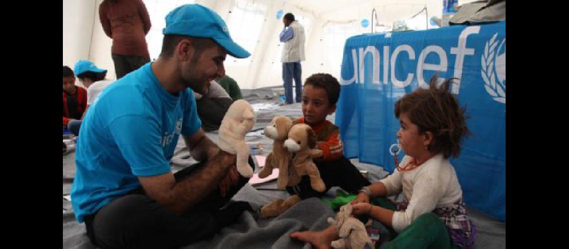Unicef alertoacute por 17 millones de bebeacutes que respiran aire toacutexico en el mundo