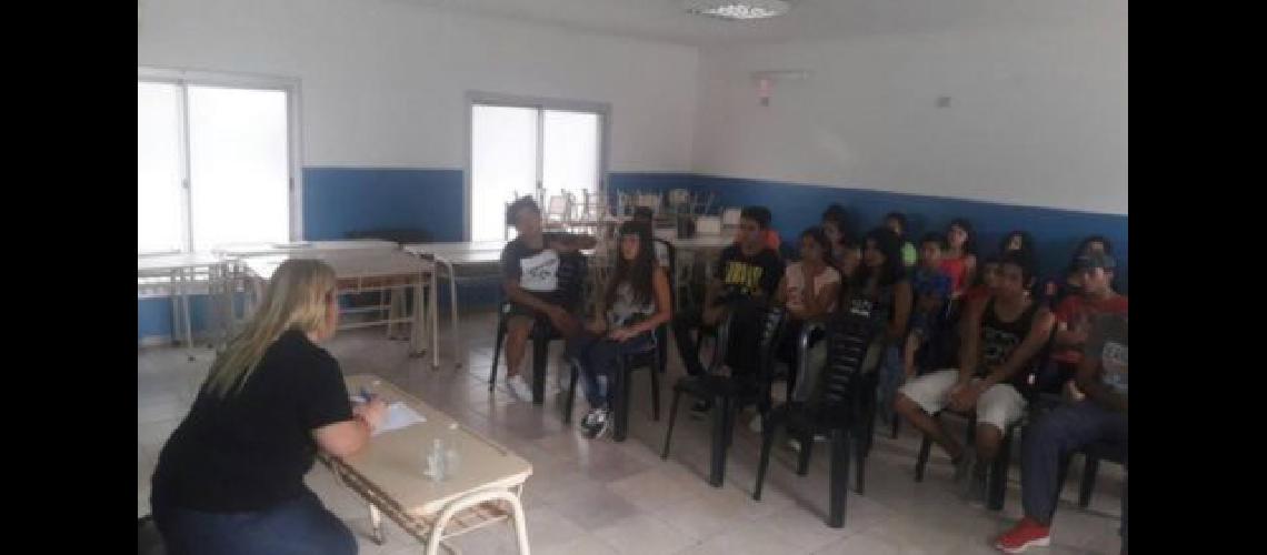 En verano seguiraacuten concientizando sobre la violencia de geacutenero