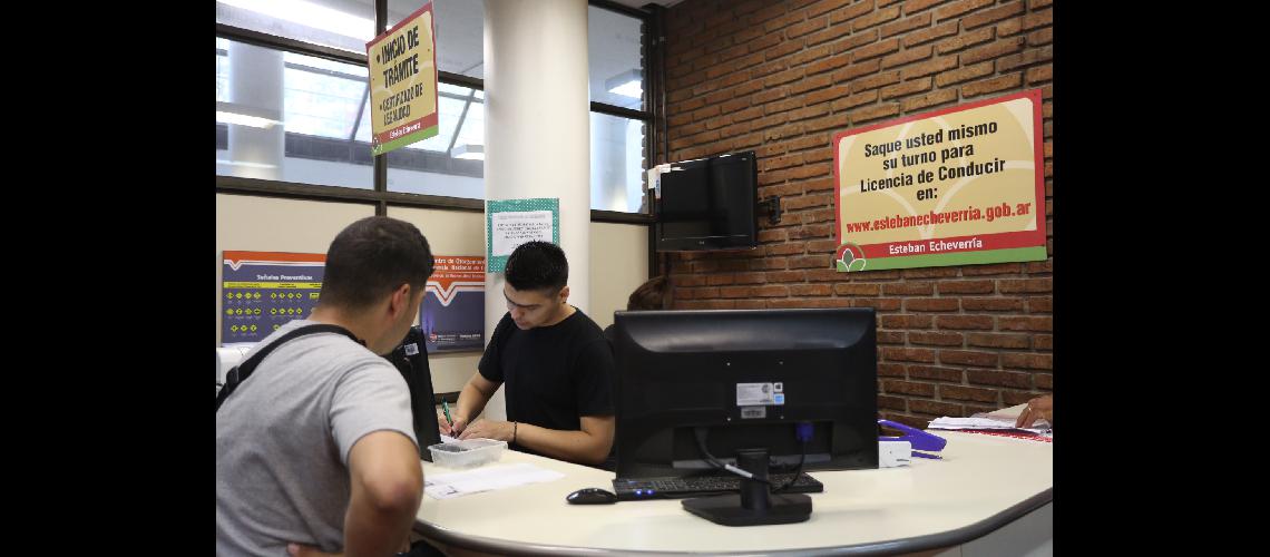 Agilizan el traacutemite para sacar el registro