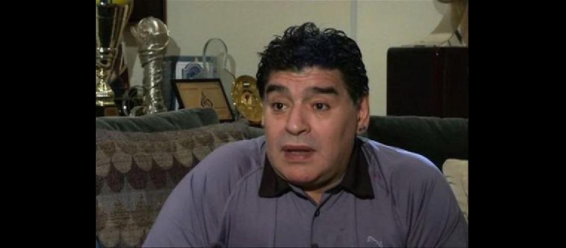 Maradona- yo tendriacutea maacutes balones de oro que Messi y Ronaldo