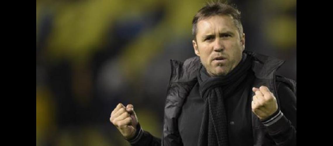 Coudet y Milito seraacuten presentados esta tarde como entrenador y manager de Racing