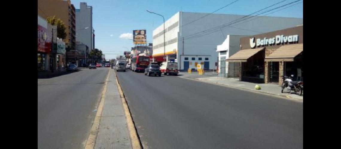 Concluyoacute la repavimentacioacuten de la avenida Hipoacutelito Yrigoyen