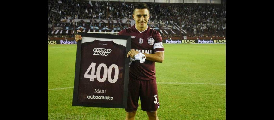 Maxi Velaacutezquez- ldquoMe hubiese gustado que mi salida fuera otrardquo
