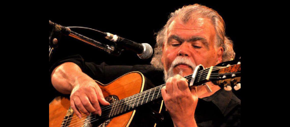 Rafael Amor trae sus canciones a Lomas