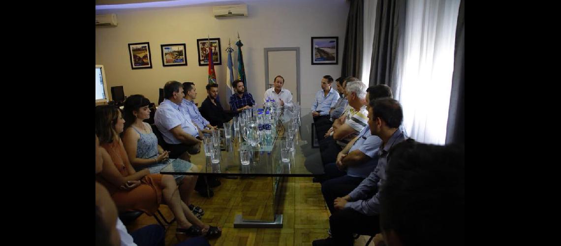 Con maacutes subsidios el Municipio impulsa a instituciones barriales