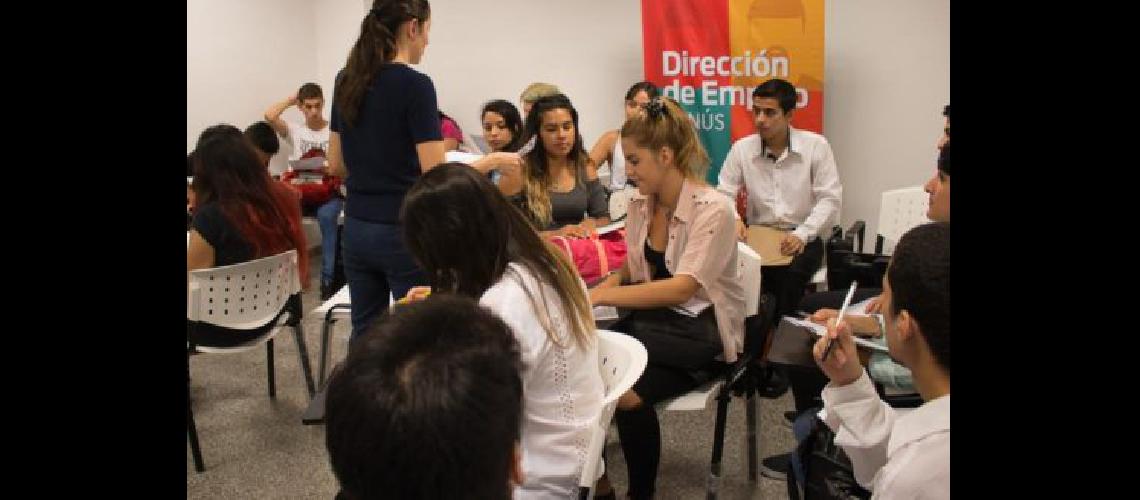 Oferta de empleo para joacutevenes