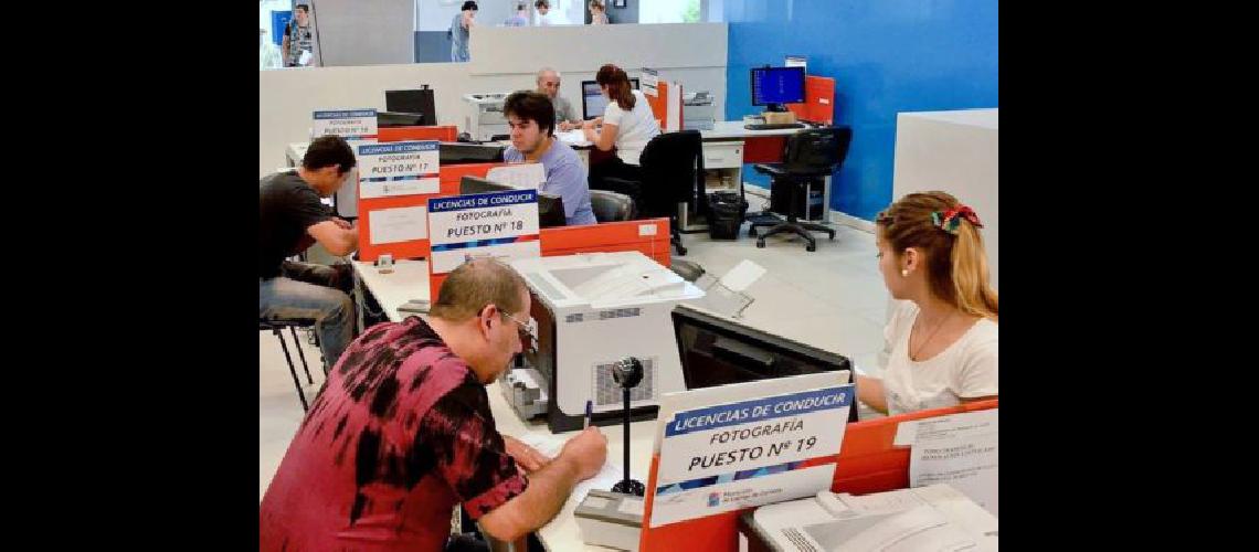 En 2017 maacutes de 63 mil lomenses tramitaron el registro de forma aacutegil