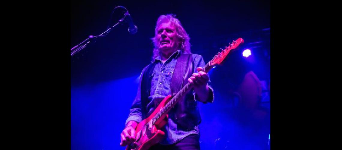 Murioacute a los 67 antildeos Eddie Fast Clarke guitarrista de Motorhead