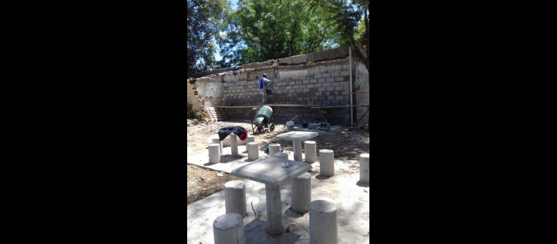 Erradicaron un basural en San Joseacute y haraacuten una plaza