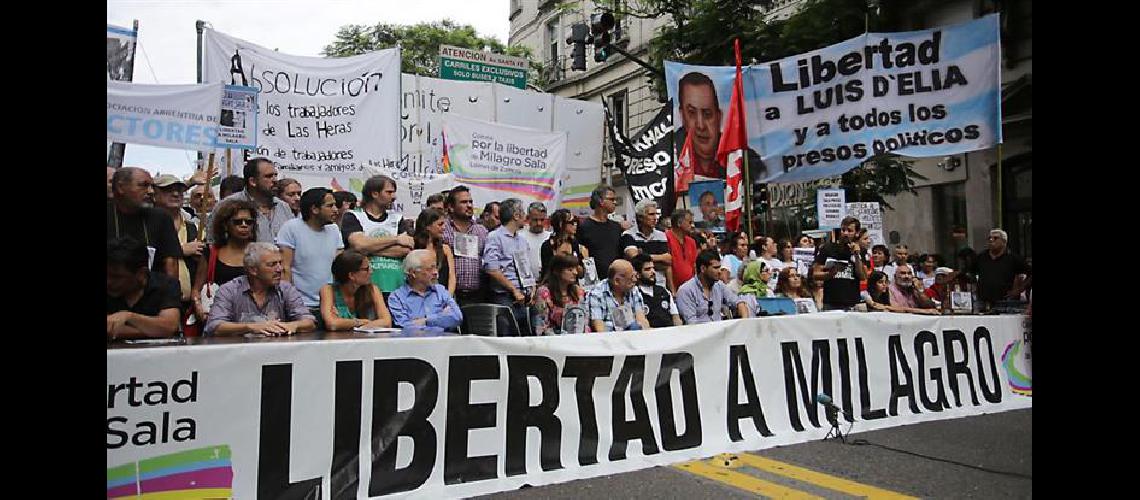 Fuerte reclamo por la liberacioacuten de Sala en las calles portentildeas