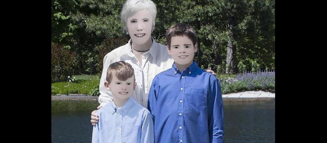 Una familia pagoacute por una sesioacuten de fotos pero el resultado los sorprendioacute