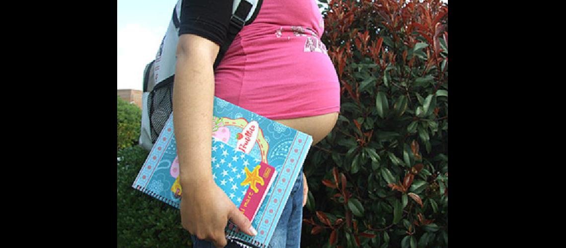 Seguacuten Unicef el 15-en-porciento- de los nacimientos en el paiacutes corresponde a madres adolescentes