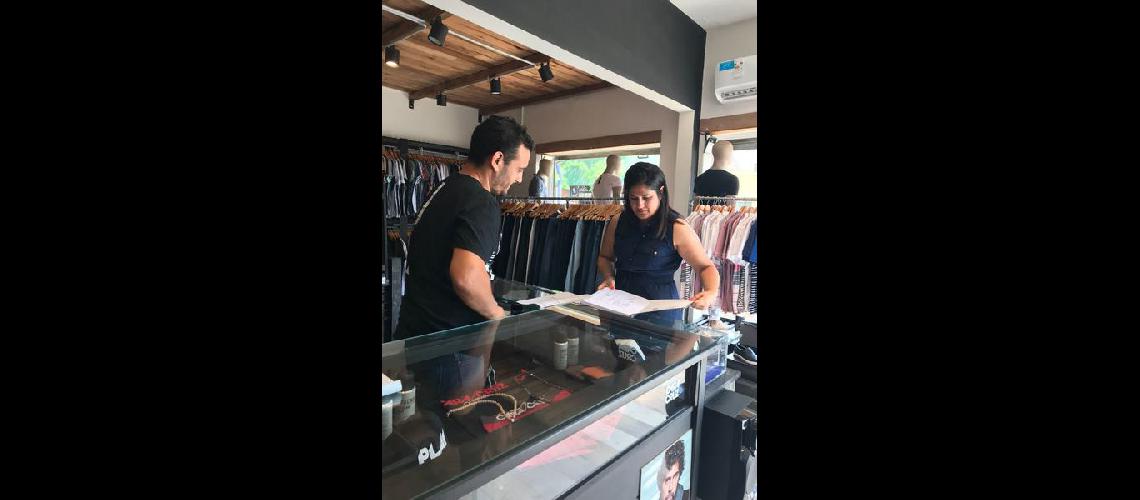 Maacutes comercios se ponen al diacutea a traveacutes de herramientas del Municipio