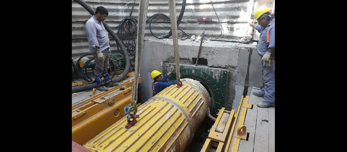 Lomas- comenzaron las obras cloacales en Budge para conectar a miles de vecinos