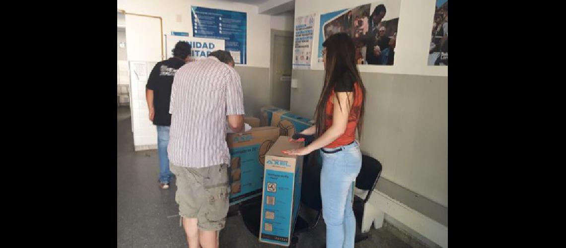 Salud Lomas entrega ventiladores en las unidades sanitarias