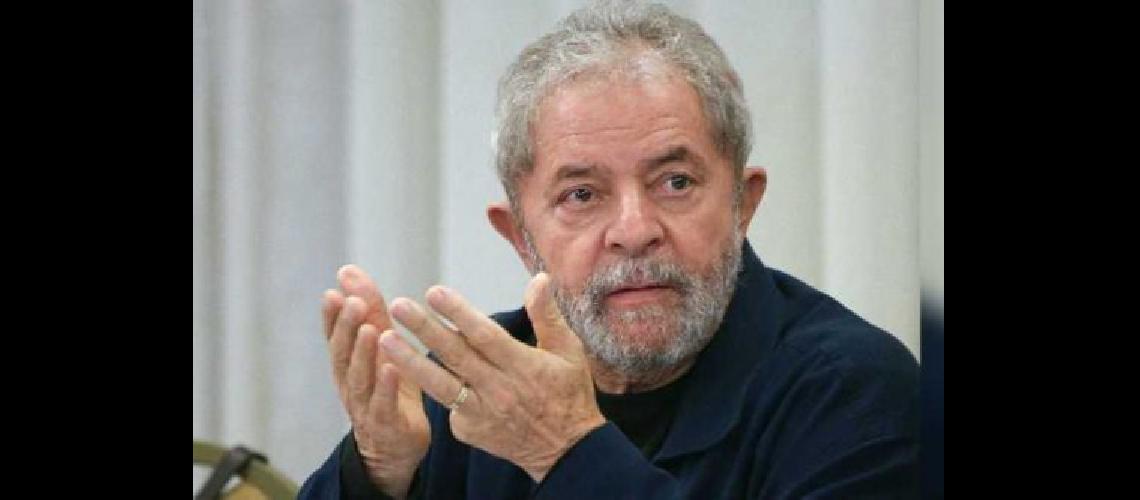 Otro reveacutes para Lula- no lo dejan salir del paiacutes