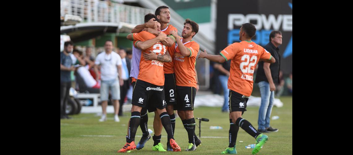 Arranca el suentildeo de Banfield en la Copa Libertadores