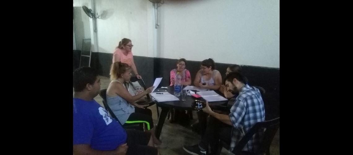 Dictaron un taller de canto y folklore en Epecueacuten