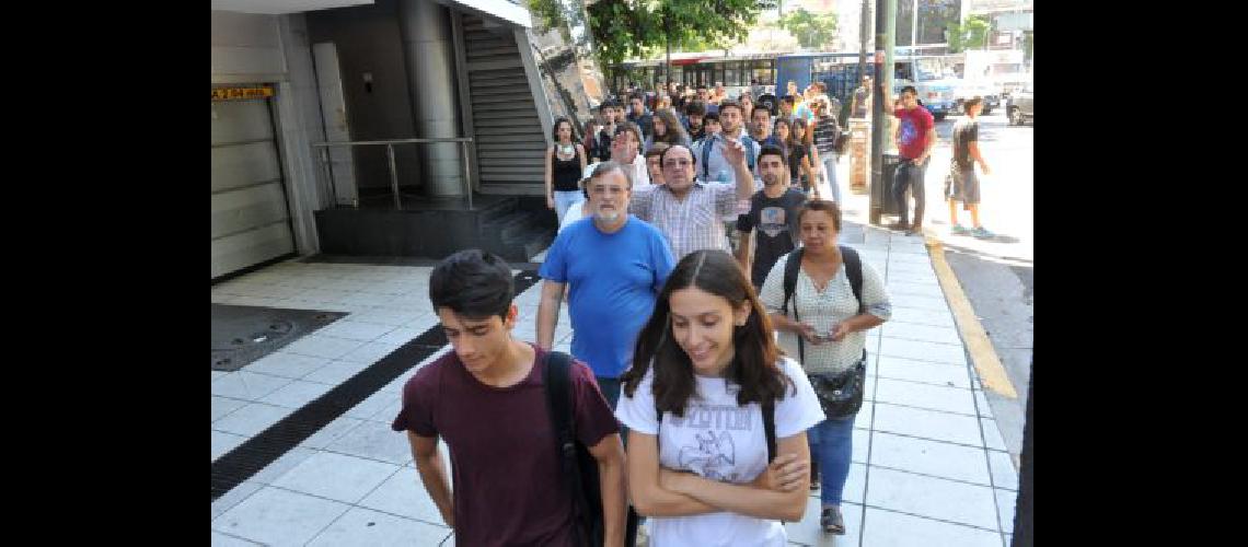 Se agotaron en media hora las entradas para ver a Charly Garciacutea