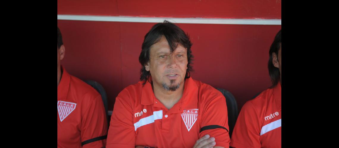 ldquoEl equipo todaviacutea no juega como queremosrdquo