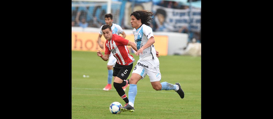 Temperley se rearma desde el fondo