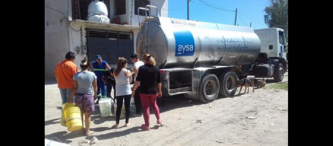 Echeverriacutea- vecinos del Barrio San Carlos denuncian la falta de agua